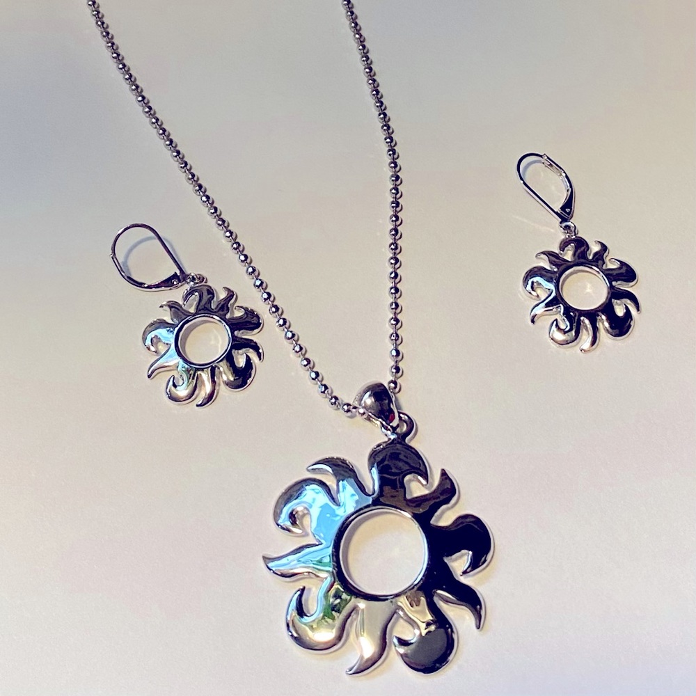 Cookie Lee Sun necklace and earrings set